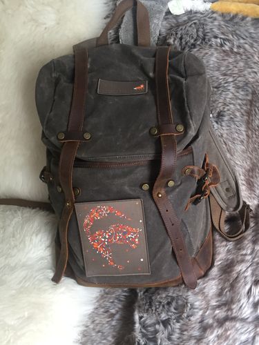 Customer photo review of Rucksack Mit Patch / Olivgrau (🌲)