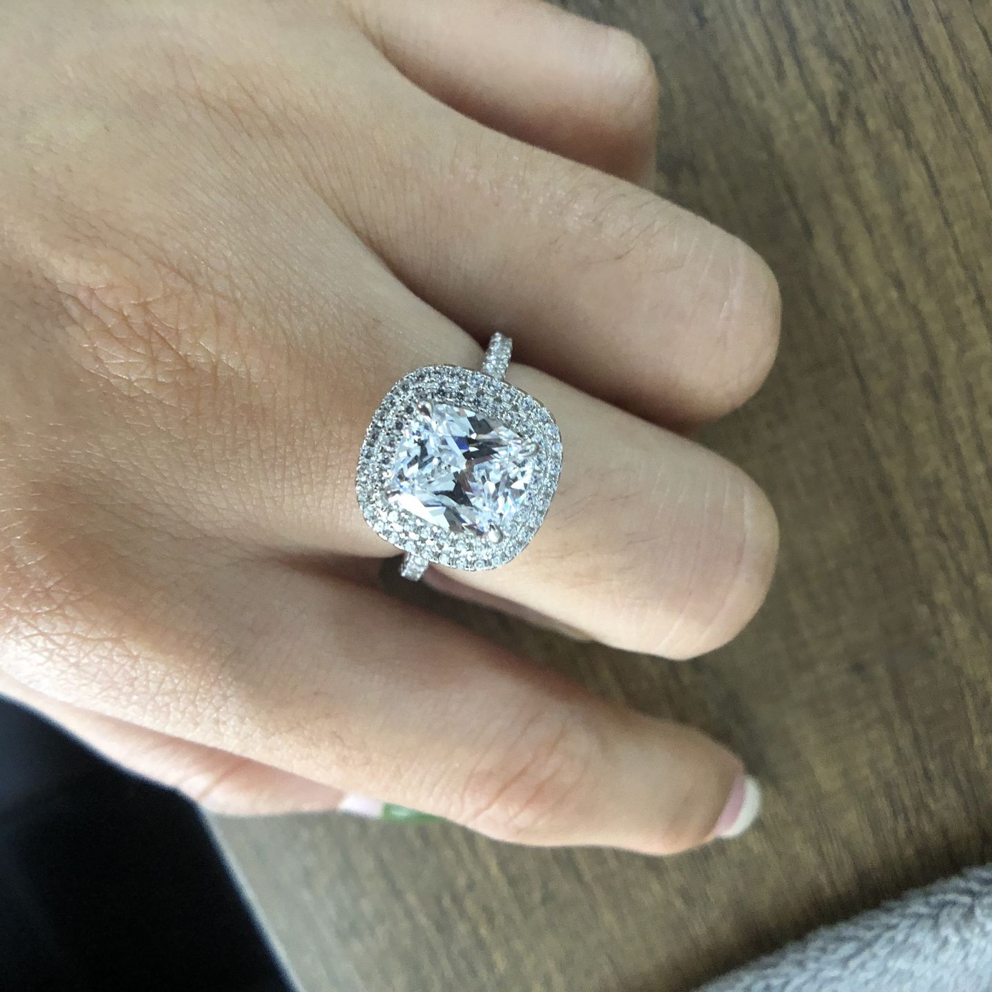 Customer photo review of Louily 2.0 Carat Double Halo Cushion Cut Engagement Ring In Sterling Silver