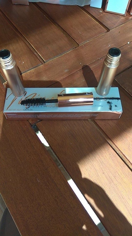 Customer photo review of O.TWO.O 2 IN 1 MIRACLE MASCARA