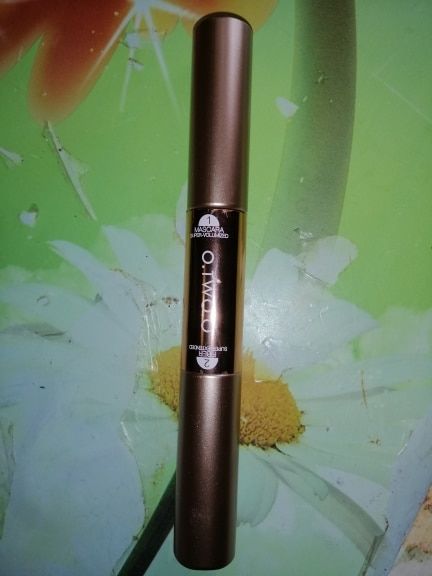 Customer photo review of O.TWO.O 2 IN 1 MIRACLE MASCARA