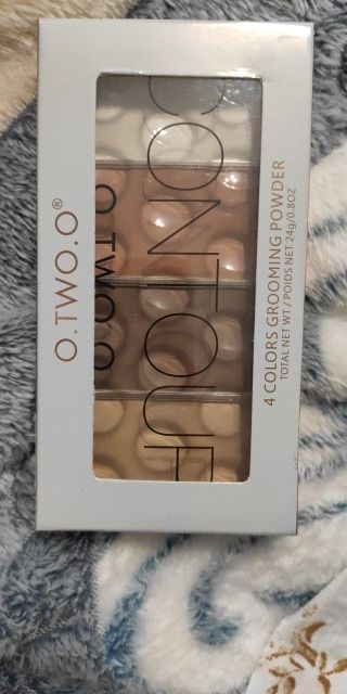Customer photo review of O.TWO.O 4 COLORS GROOMING POWDER