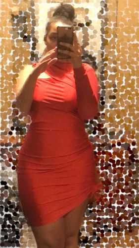 Customer photo review of Solid Color Stylish One Sleeve Irregular Shirred Midi Dress