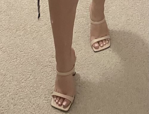 Customer photo review of Petite Size Heeled Sandal Shoes DS99