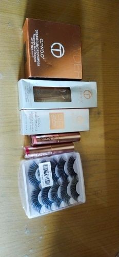 Customer photo review of O.TWO.O 3D MINK EYELASHES