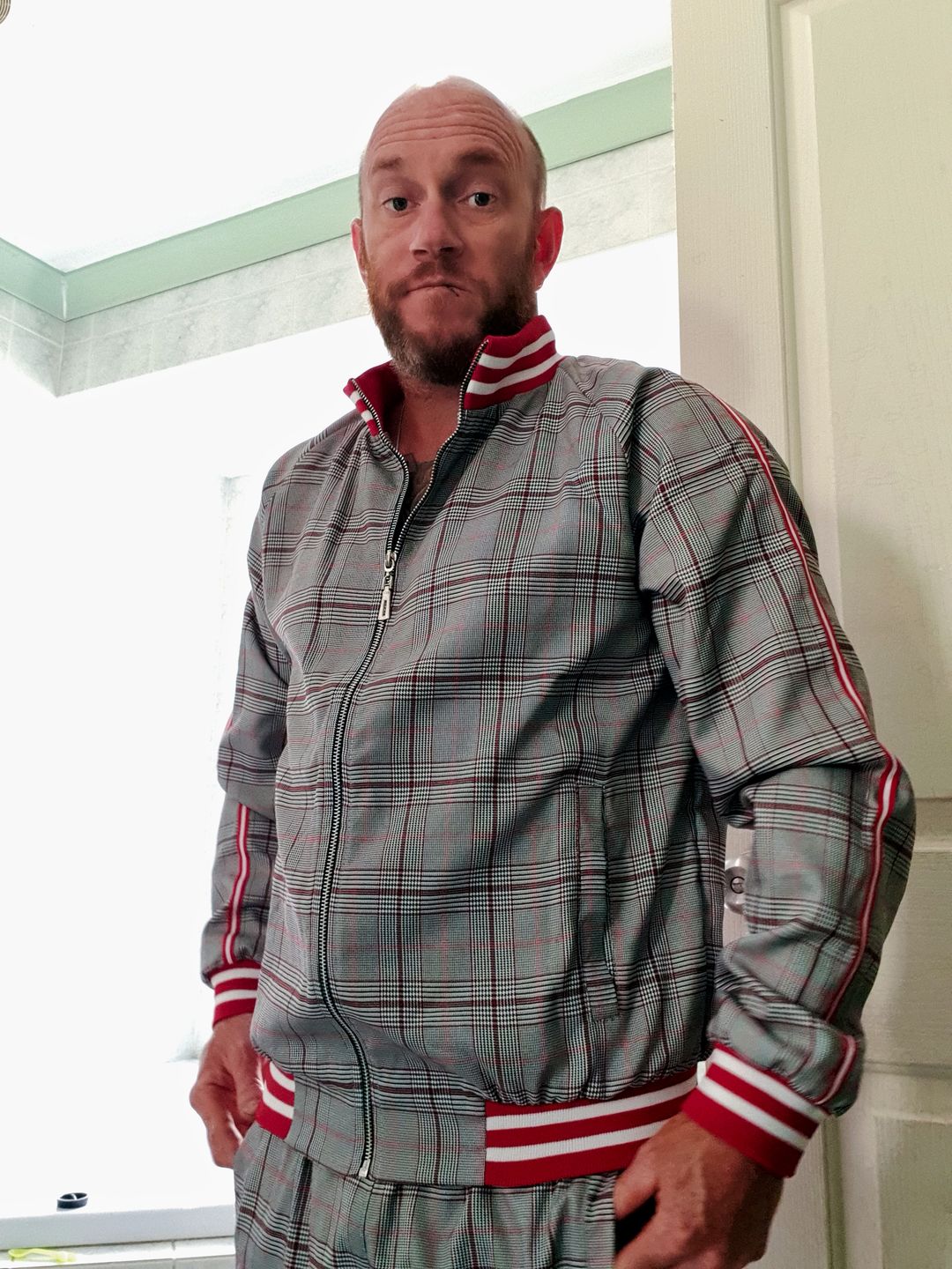 Customer photo review of TheMrTailor™ Gentlemen Tracksuit