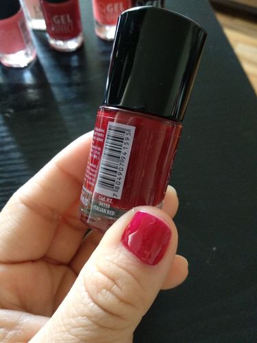 Customer photo review of Petrizzio Esmaltes Gel Effect