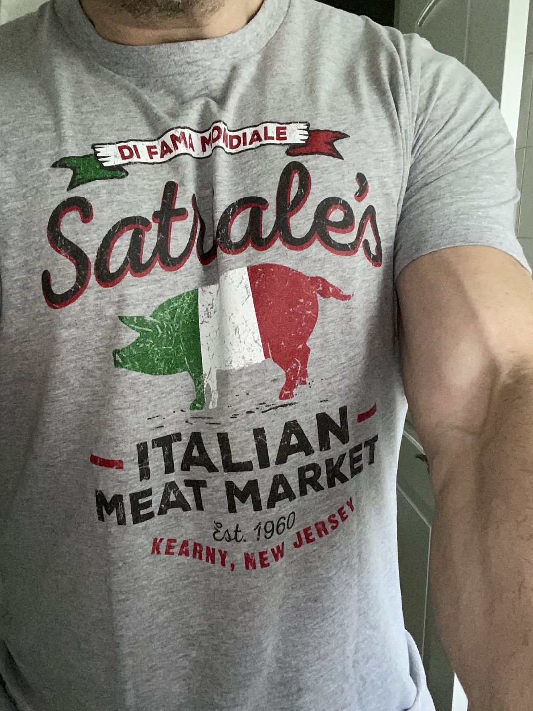 Customer photo review of Di Fama Mondiale Satriale's Men's/Unisex Super Soft Tee