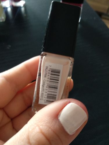 Customer photo review of Petrizzio Esmaltes Luxe Nails