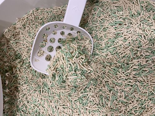 Customer photo review of Furrytail Michu Natural Clumping Tofu Cat Litter 2.5kg/6L