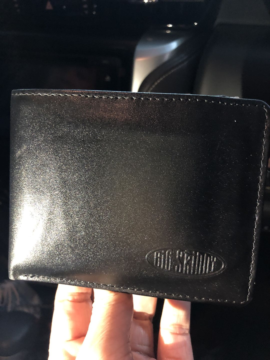 Customer photo review of RFID Blocking Leather L-Fold Wallet Black