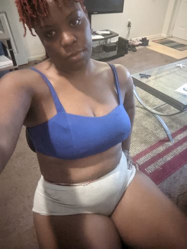 Customer photo review of Lux Blue Waist Beads