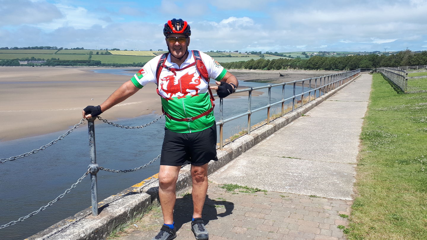 Customer photo review of Wales Flag Cycling Jersey (Green, White & Red)
