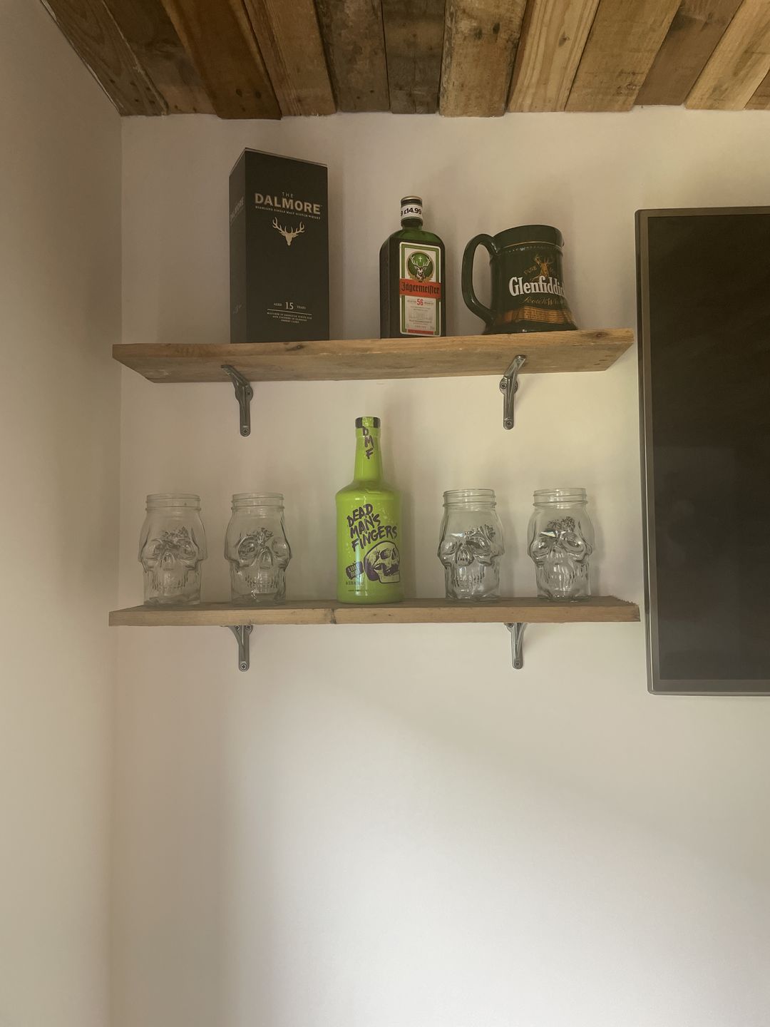 Customer photo review of 4.5 Inch Ironbridge Cast Iron Shelf Bracket