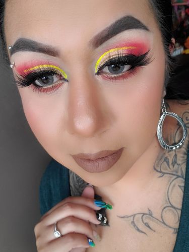 Customer photo review of Halloween contacts Get 3 random pairs with cases