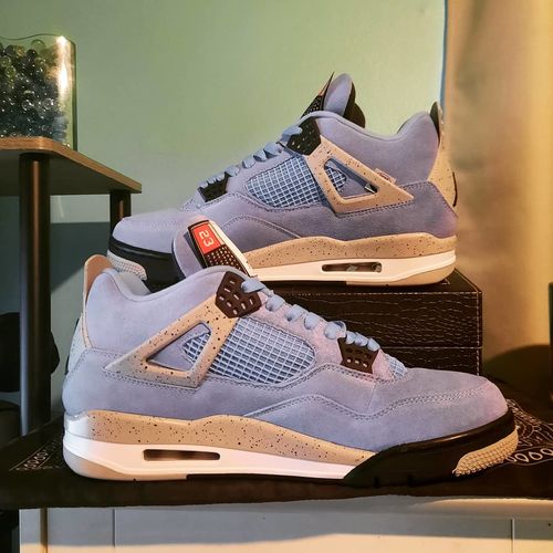 Customer photo review of Air Jordan 4 Retro 'University Blue'