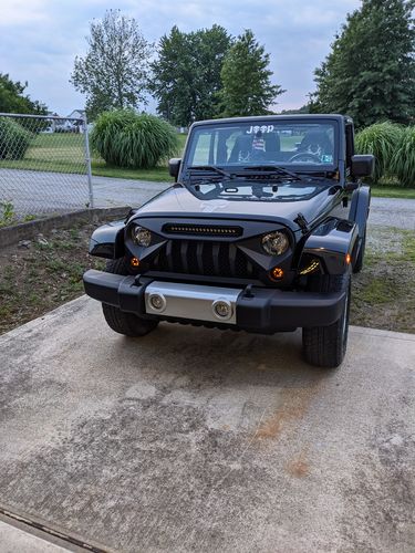 Customer photo review of Gladiator Grille w/ LED Off-Road Lights & Smoked Star Turn Lights Combo for 07-18 Wrangler JK