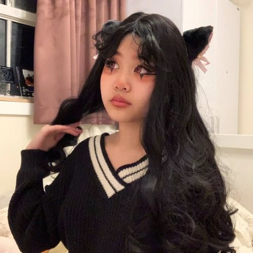 Customer photo review of Sylvia Black Air Bangs Wig YC40001