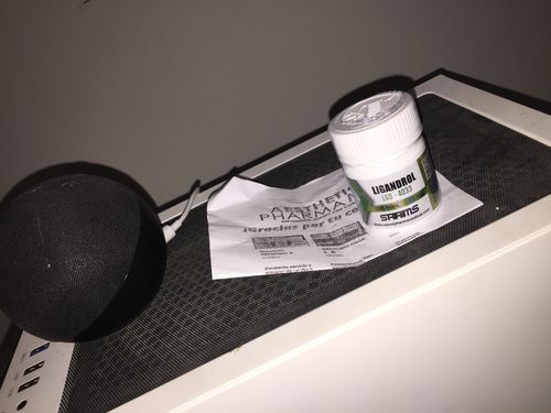 Reseña con foto de un cliente sobre Ligandrol LGD-4043