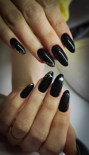 Customer photo review of Gel polish Studios Didier  forbidden  8ml