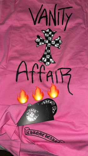 Customer photo review of CHROME HEARTS 13 T-Shirt