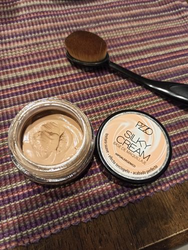 Customer photo review of Petrizzio Base Silky Cream