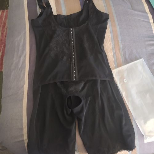 Customer photo review of Corset Minceur <br> Noir Amaigrissant