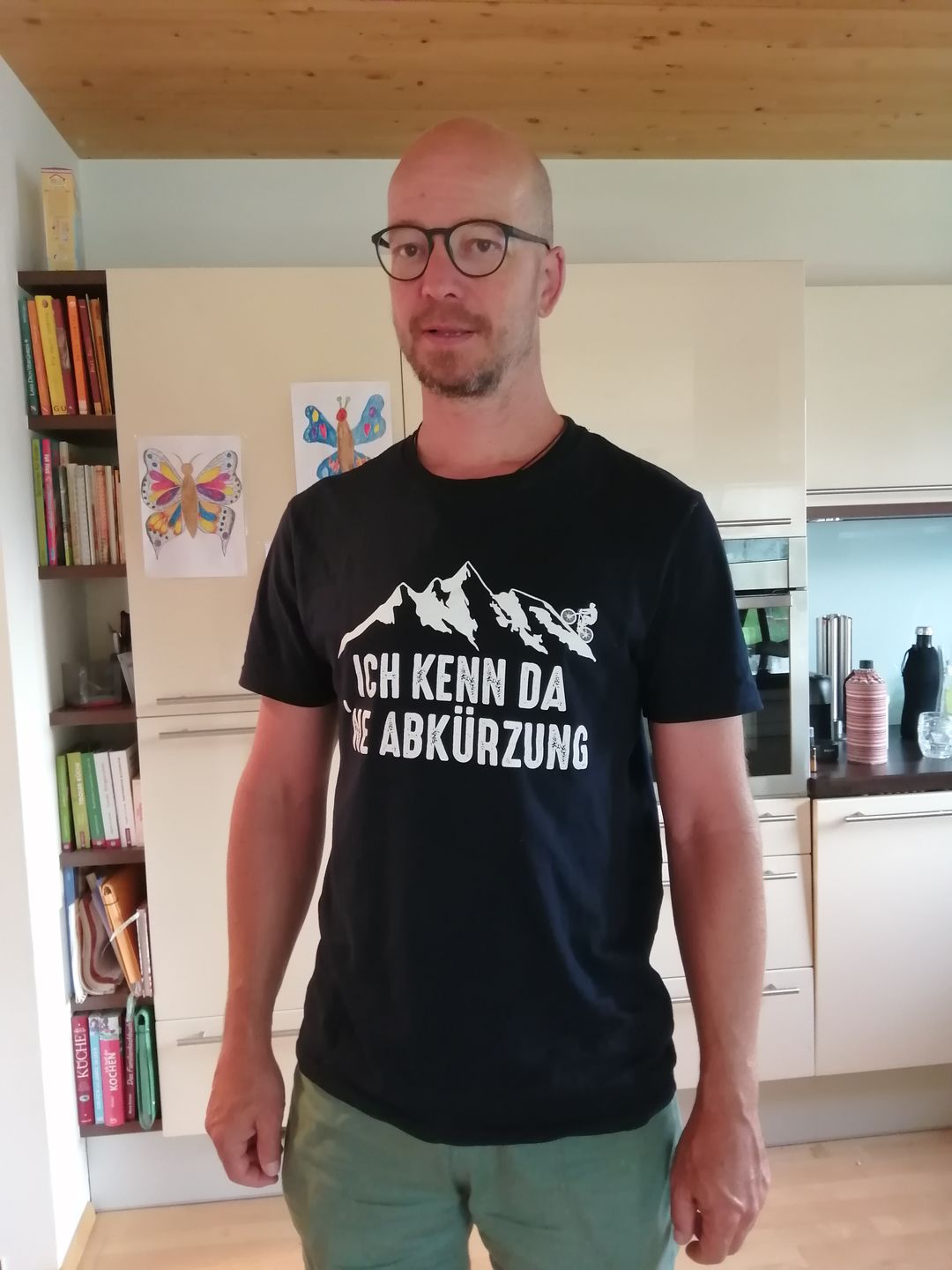 Customer photo review of Ich kenn da 'ne Abkürzung Mountainbike - Herren Premium Organic Shirt