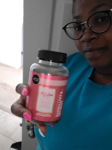 Customer photo review of QUEEN ESSENTIALS- Women's Daily Multi-Vitamin (plant-based) Gummies (45 Day Supply/ .55 Cent A Day) CLICK HERE
