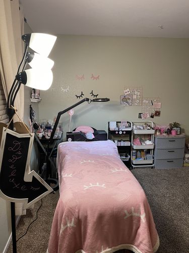 Customer photo review of LASH BED BLANKET: EYELASH PRINT