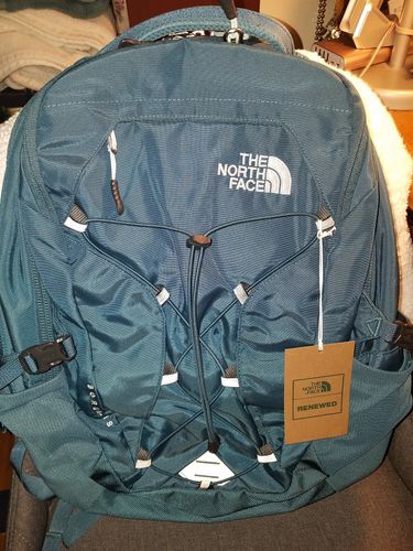 Customer photo review of Women's BOREALIS BACKPACK