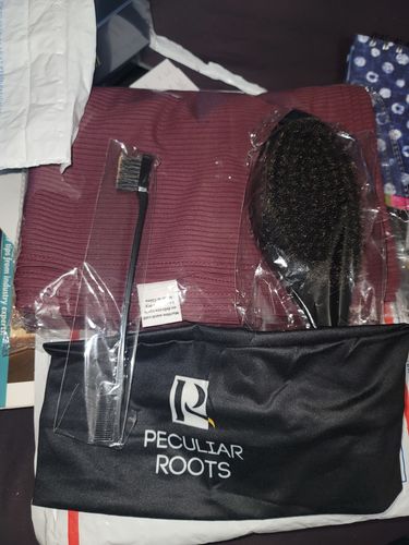 Customer photo review of Peculiar Roots Lint-Free Loc Brush (Soft Bristle) PRE-ORDER