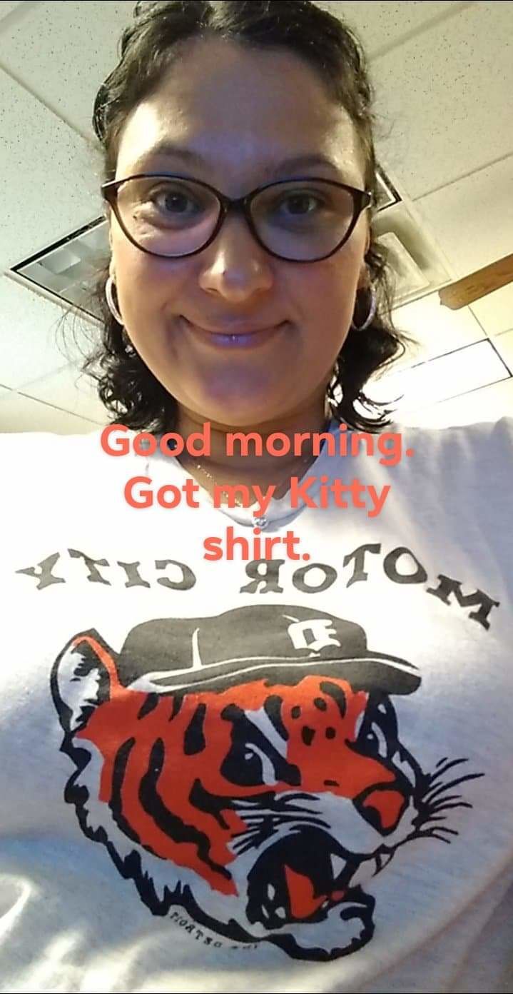 Customer photo review of Ink Detroit Motor City Kitty T-Shirt