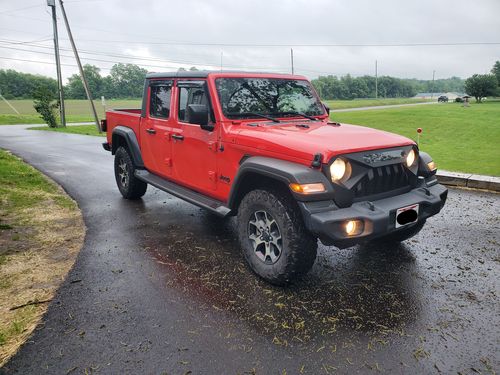 Customer photo review of Demon Grille w/ Red Star DRL for 18-21 Jeep Wrangler JL & Gladiator JT