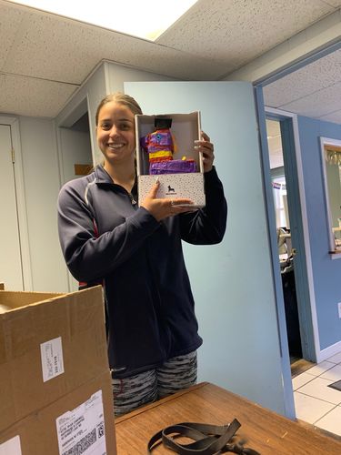 Customer photo review of Graduation Piñatagram (Filled with Candy)