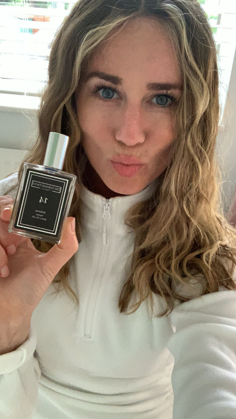 Customer photo review of Inspired by Flowerbomb - 14 - Intense