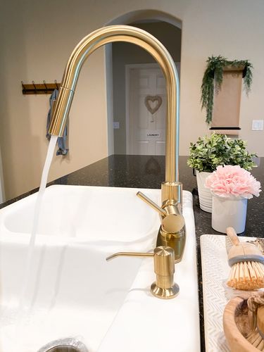 Customer photo review of Imperium Touch Control Dual Function Pull Out Spout Kitchen Faucet