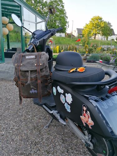 Customer photo review of Rucksack Mit Patch / Olivgrau (🌲)