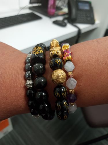 Customer photo review of Natural Rainbow Obsidian Protection Bracelet