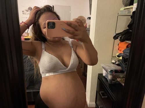 Customer photo review of Momma's Comfy Maternity Bra