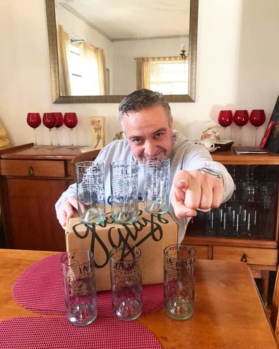 Customer photo review of Cheleros Hipsters Juego de 6 Vasos