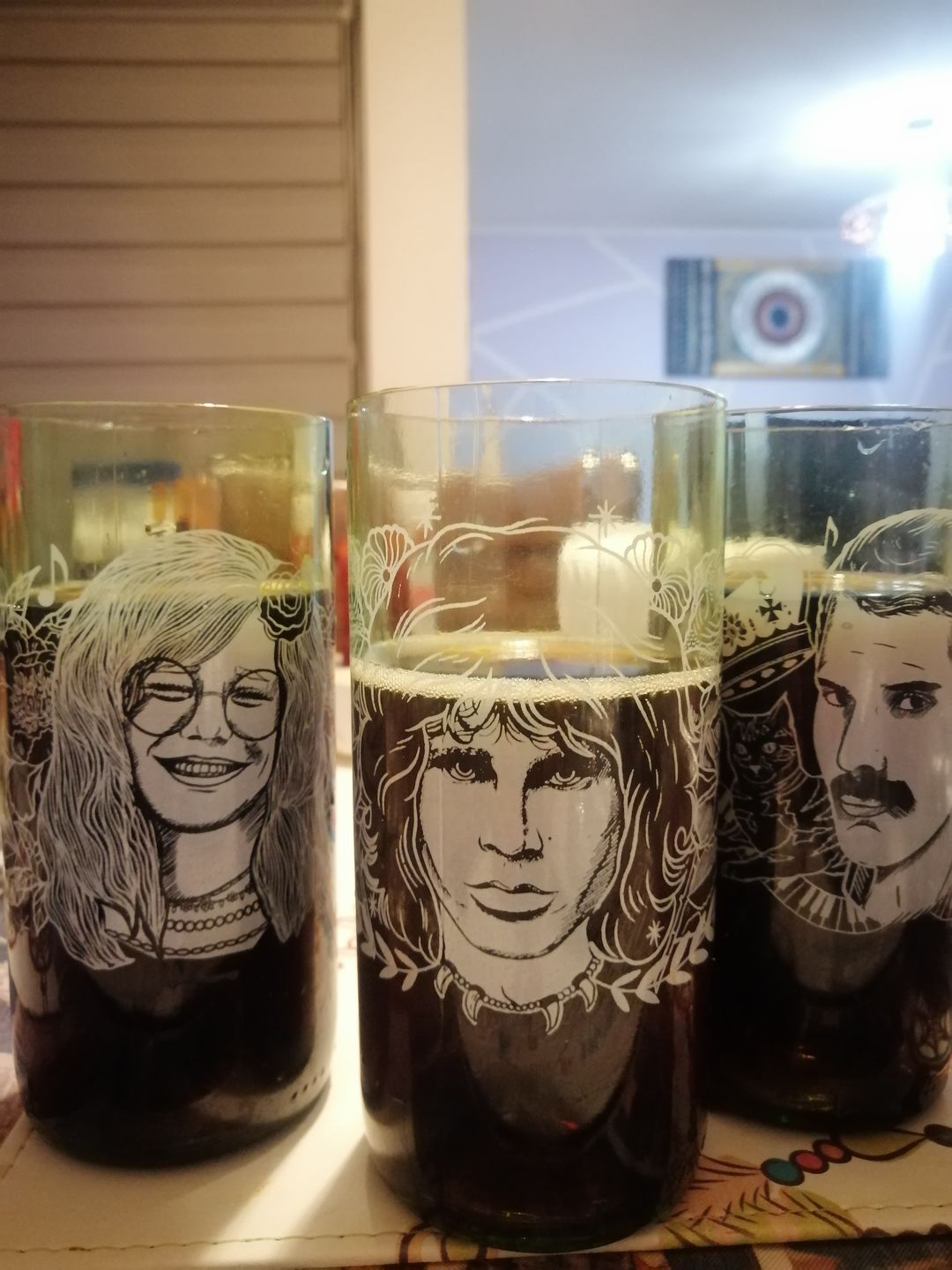 Customer photo review of Vasos Rockstar Juego de 6 Vasos
