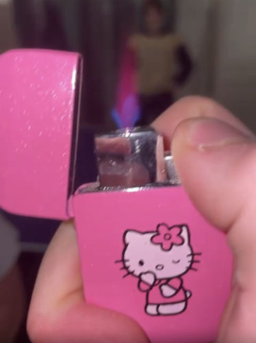 Customer photo review of Pink Flame Hello Kitty Lighter