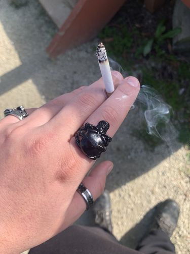 Customer photo review of THINKING SKULL BLACK RING