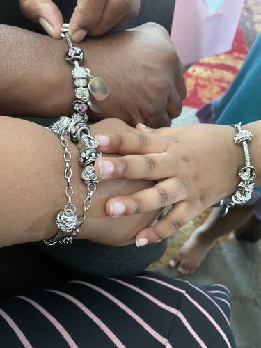 Customer photo review of Mother Daughter Eternal Love Bracelets