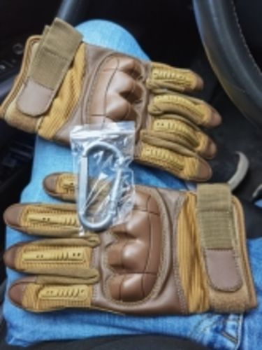 Customer photo review of NaturVibes Taktische Outdoor-Handschuhe 2.0