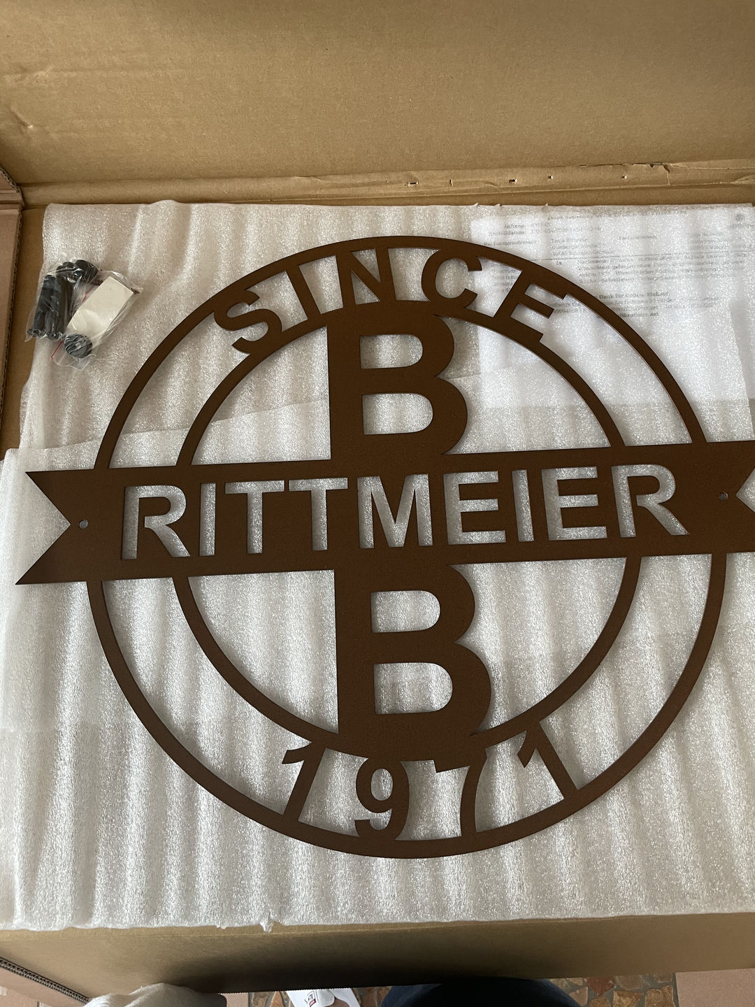Customer photo review of Rund-Monogramm "Supreme " aus edlem Stahl Initialen (personalisierbar)