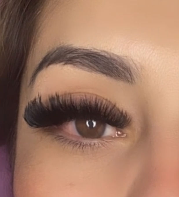 Customer photo review of Cashmere Volume Lash Extensions 0.05mm
