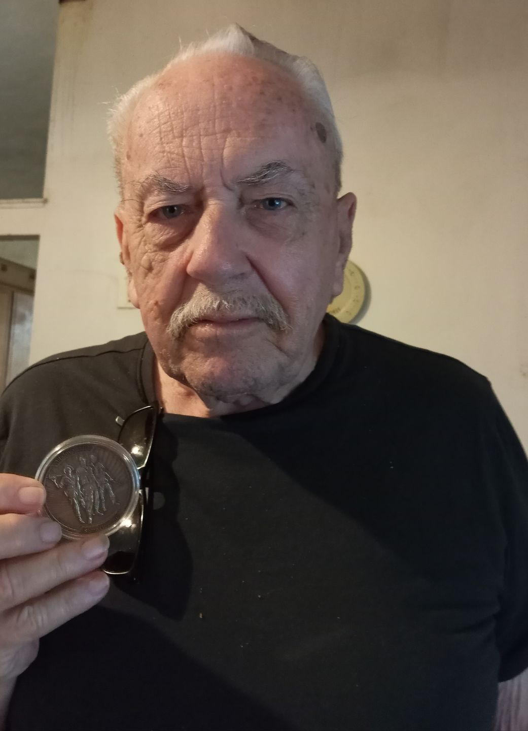 Customer photo review of Vietnam Veteran Coin