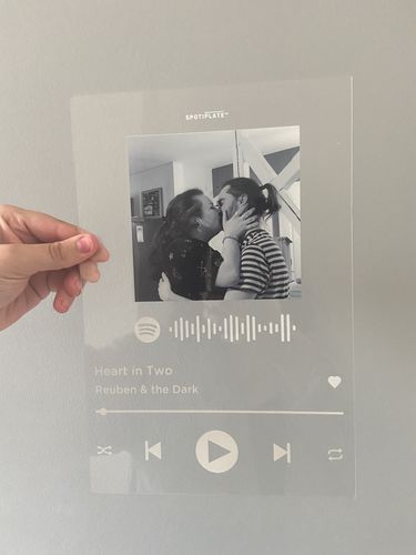 Customer photo review of SpotiPlate™ - Plaque personnalisée