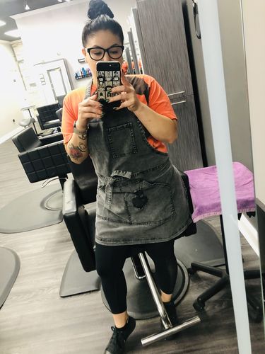 Customer photo review of Black Acid Washed Denim Apron